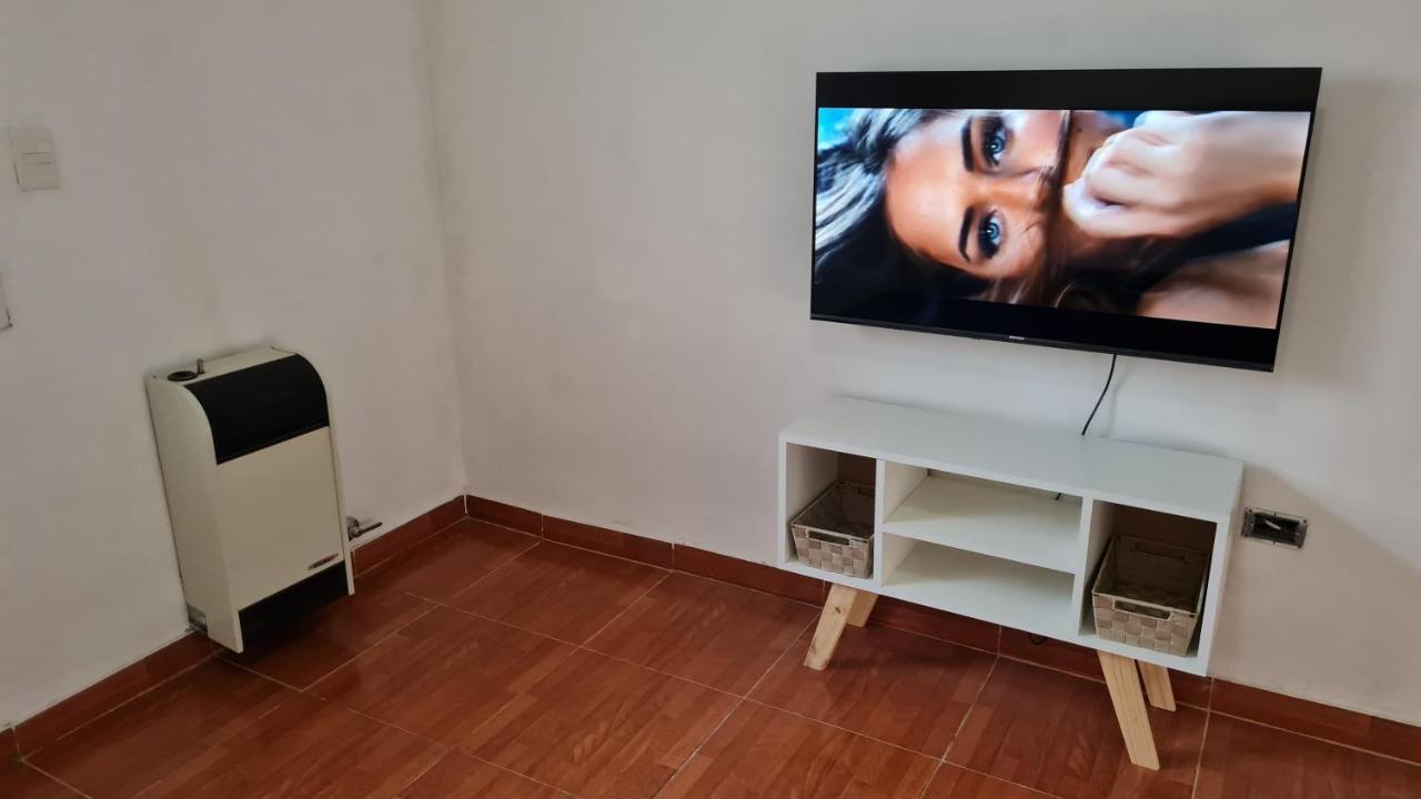 Апартаменти Departamento Privado Cerca Del Aeropuerto Есейса Екстер'єр фото