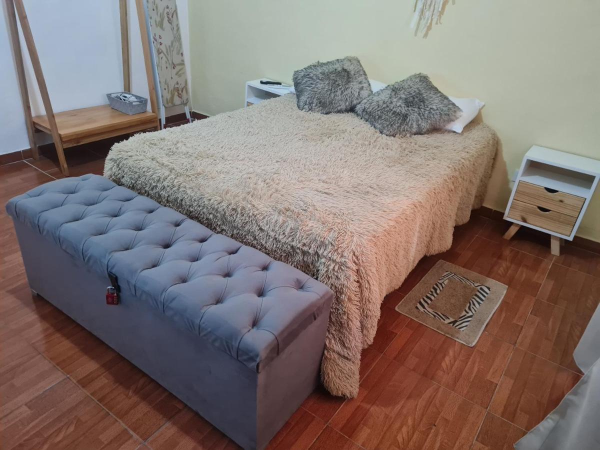 Апартаменти Departamento Privado Cerca Del Aeropuerto Есейса Екстер'єр фото